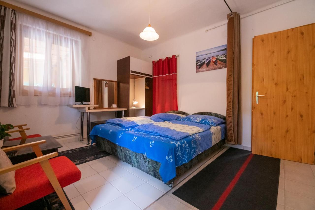 Aranylaz Vendeghaz Apartment Visegrad Exterior photo