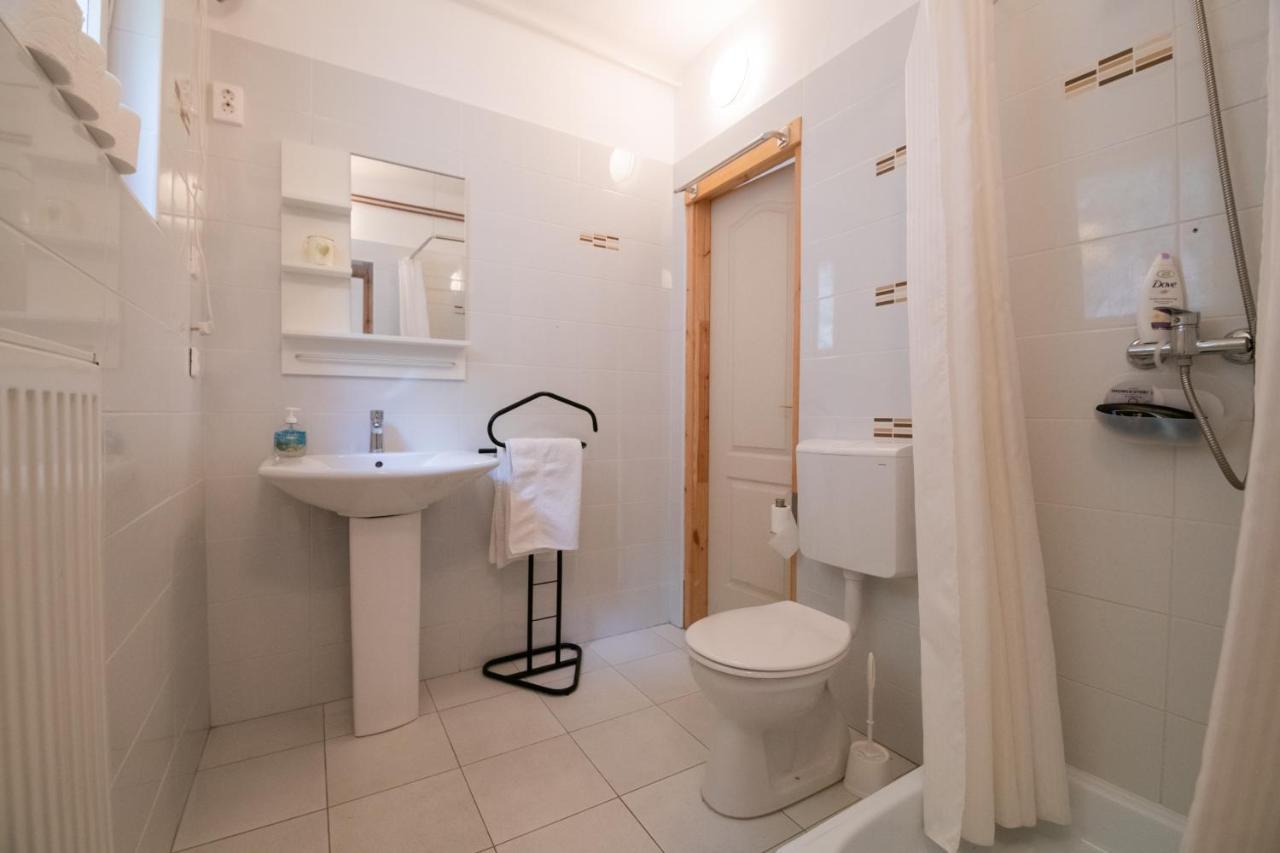 Aranylaz Vendeghaz Apartment Visegrad Exterior photo